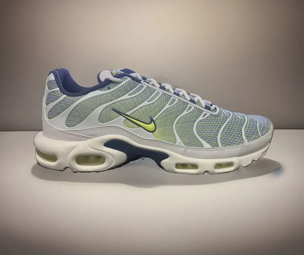 Men's Size 13 Nike Air Max Plus Pebble Grey Lime HV6227-001